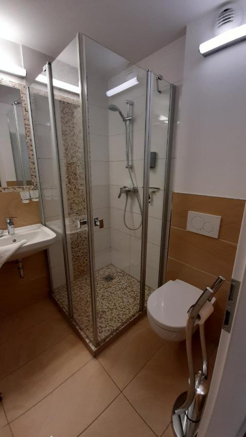 Appartements Am Schillergarten Dresda Esterno foto