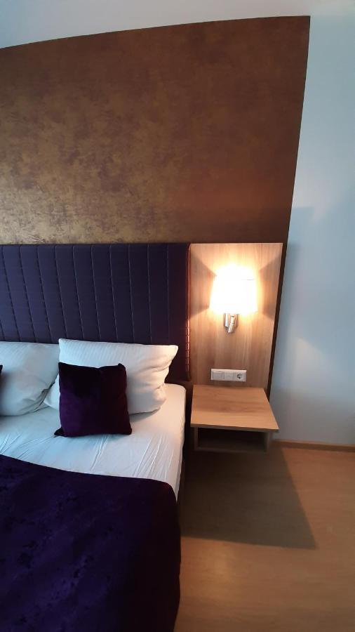 Appartements Am Schillergarten Dresda Esterno foto