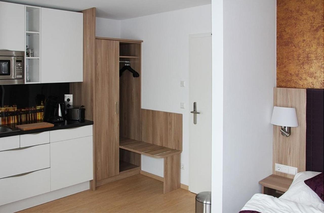 Appartements Am Schillergarten Dresda Esterno foto